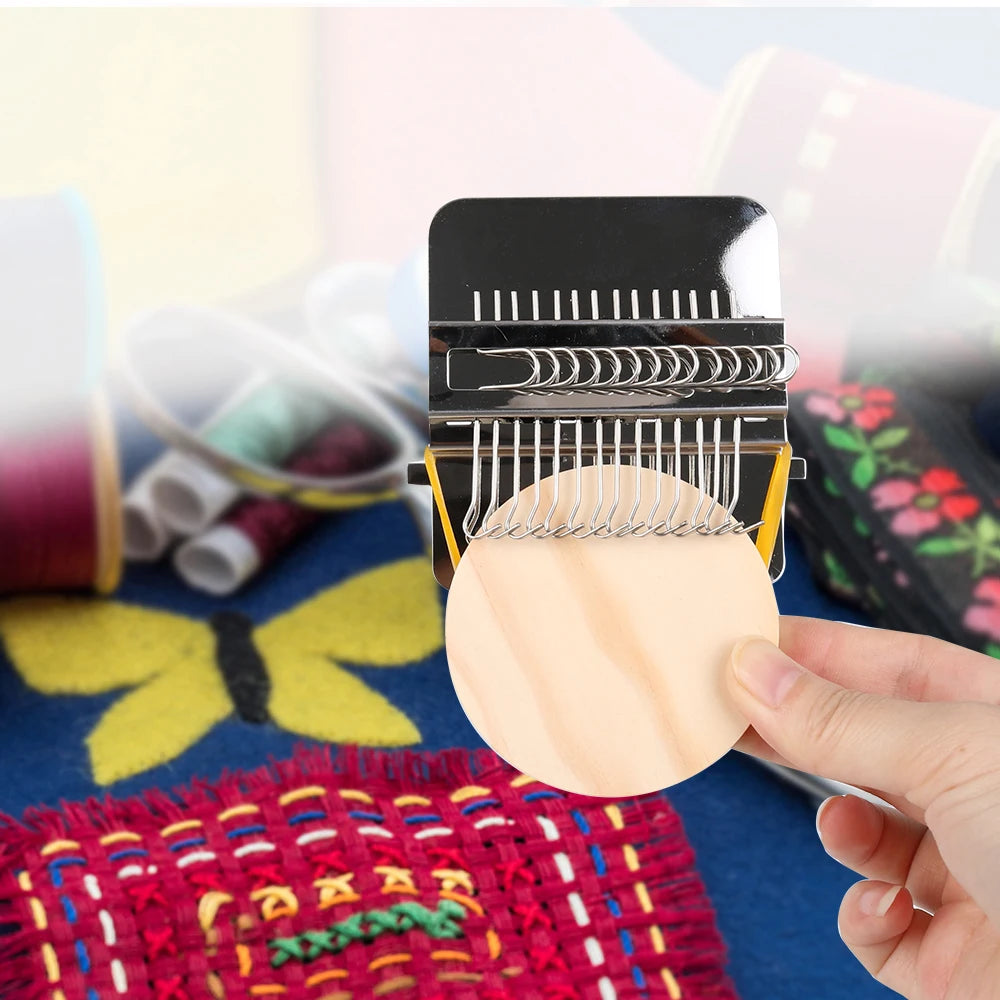 Knitting Tools For Mending Clothes and Jeans Small Frame Hand Tapestry Wood Loom Weaving Frame Small Loom Darning Machine