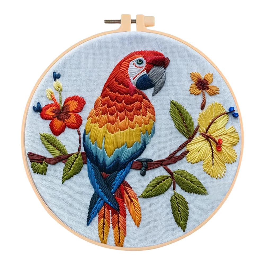 Cute Animal Handmade Embroidery Kit with Pattern Cotton Threads Needles Hoop Handmade Sewing Art Craft Kit for Mom Grandma